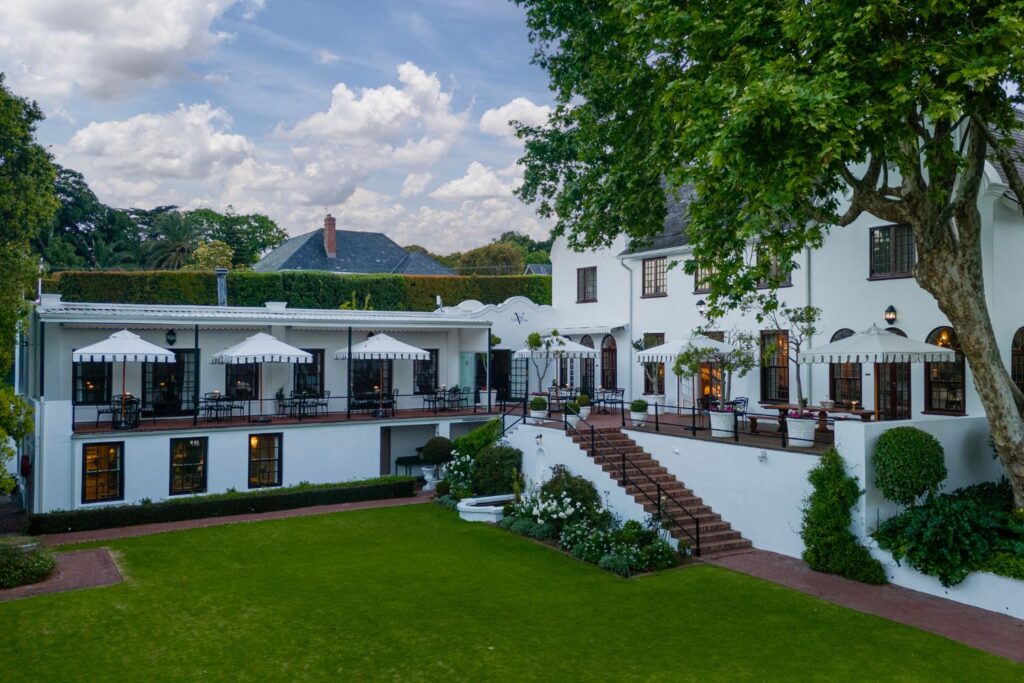 Cocktails on the Lawn