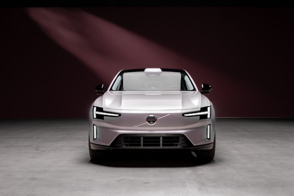 Electric Vehicles Volvo ES90